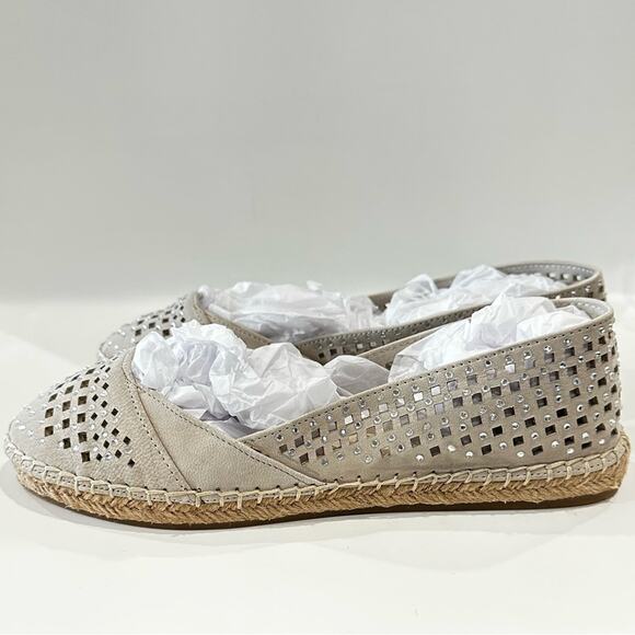 Gianni Bini flat perforated taupe suede espadrille with rhinestones size 8.5 - Picture 2 of 7